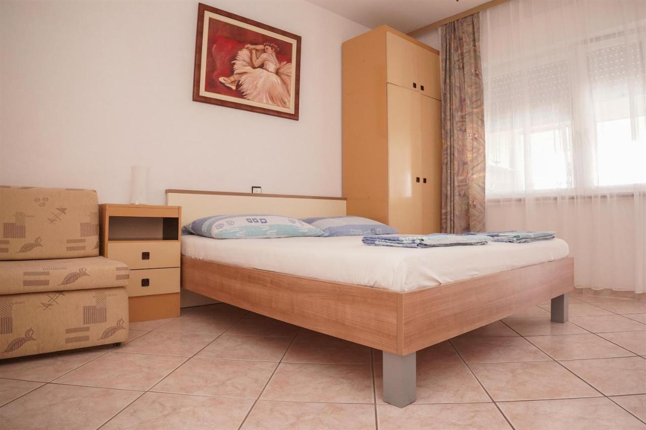 Apartments Mare Trogir Exterior foto